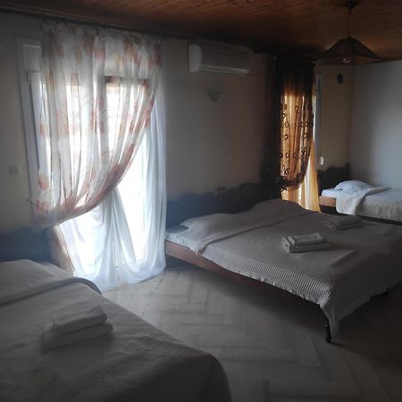 Angela - Zoi Rooms Skiathos Town Quarto foto
