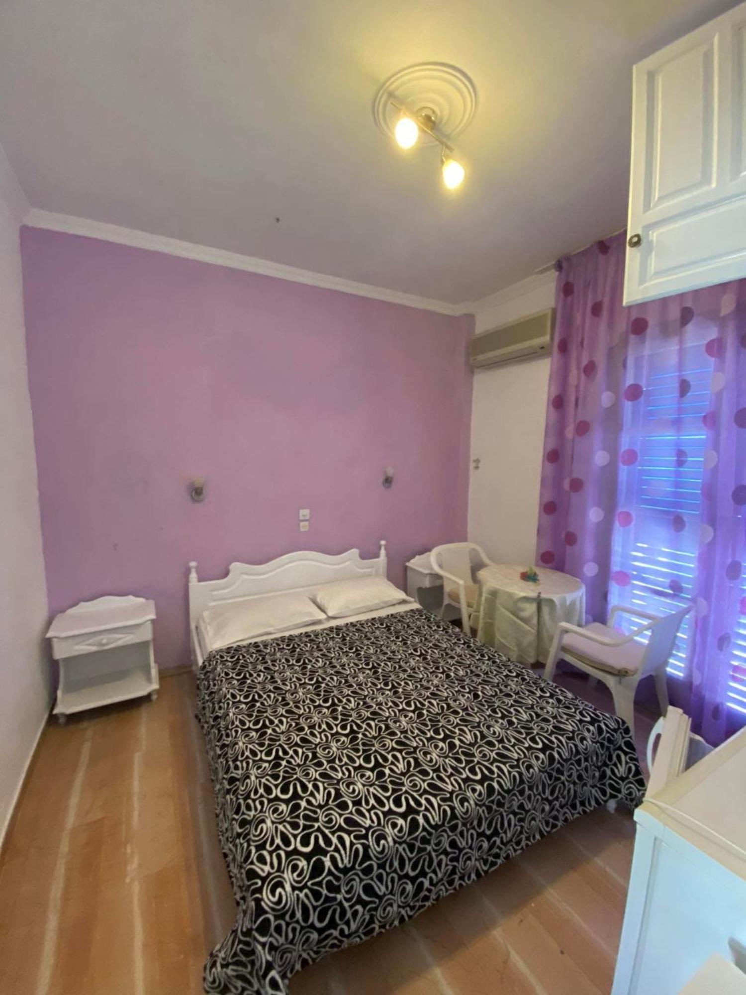 Angela - Zoi Rooms Skiathos Town Quarto foto